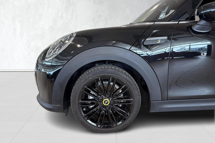 Bilde 4 av MINI Cooper SE Lav km cruise Sportseter Navi Dab ryggekamera