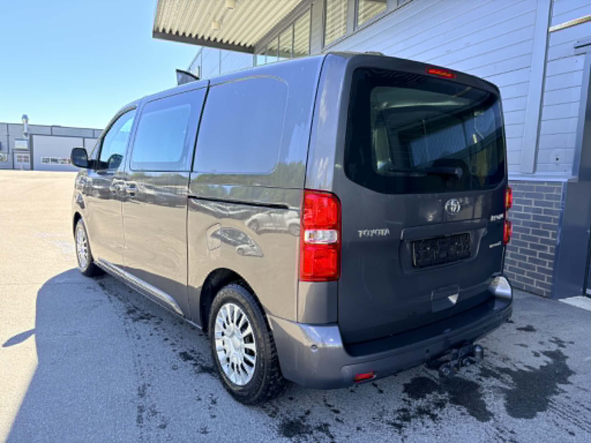 Thumnail bilde 1 av Toyota Proace Electric