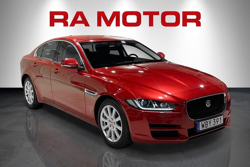 Bild 2 av Jaguar XE 20d 180hk Automat | Dieselvärmare |