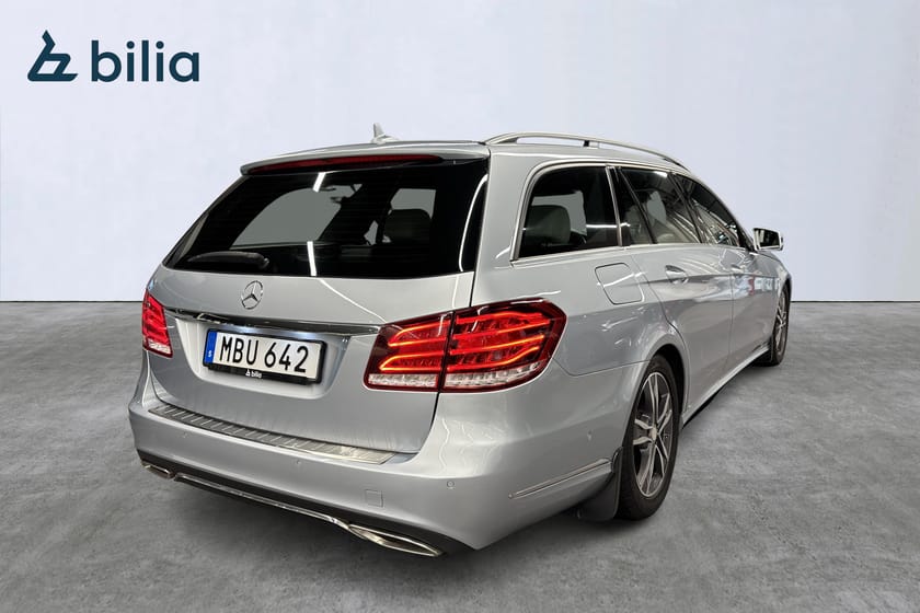 Bild 4 av Mercedes-Benz E 220 T BlueTEC Drag Värmare P-sensorer Ortopedstolar