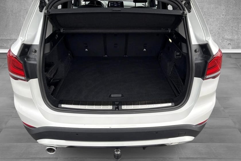 Bilde 5 av BMW X1 xDrive25e Sport-Line/Panorama/HUD/Sportsseter/Krok/Navi/SV