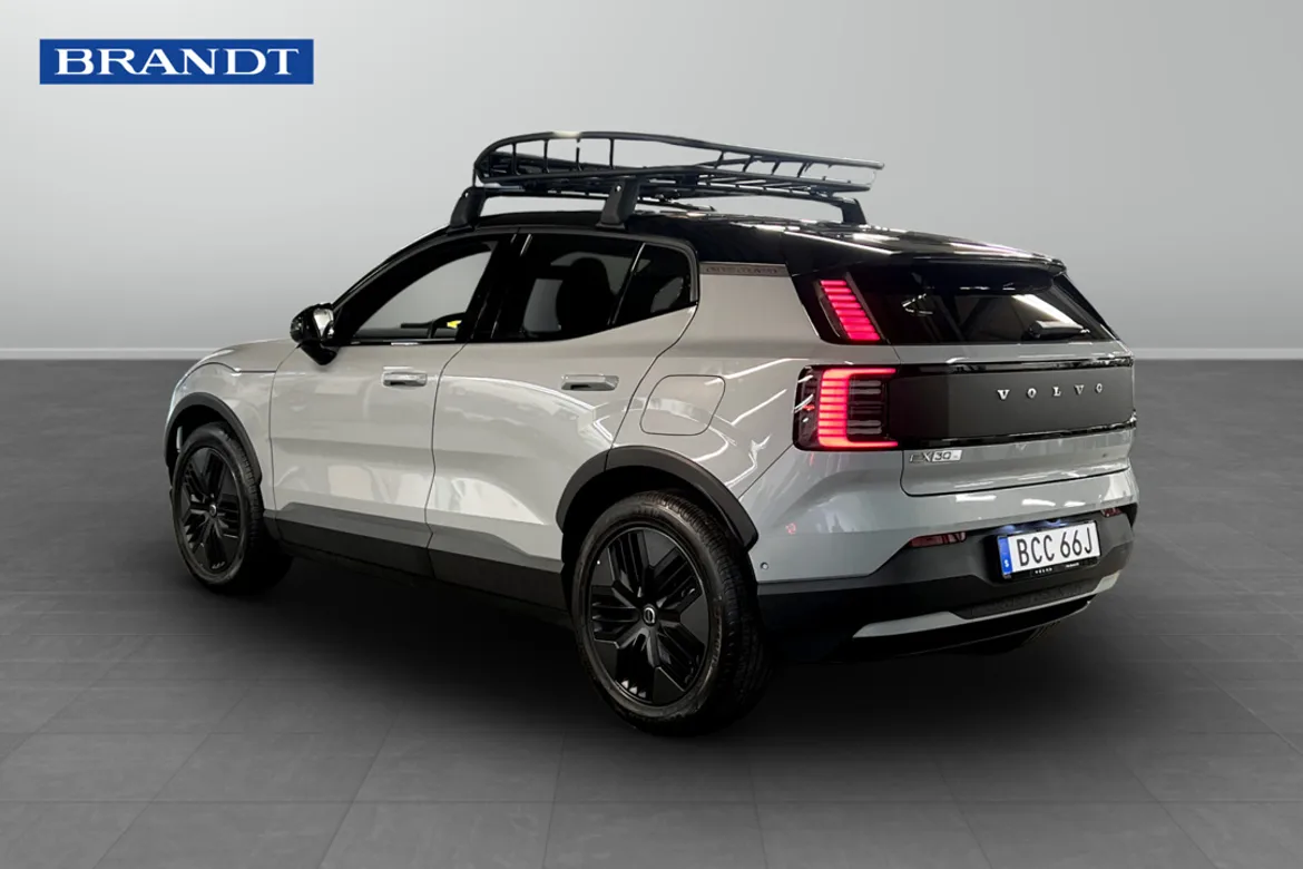 Volvo EX30 Cross Country Twin Motor Performance