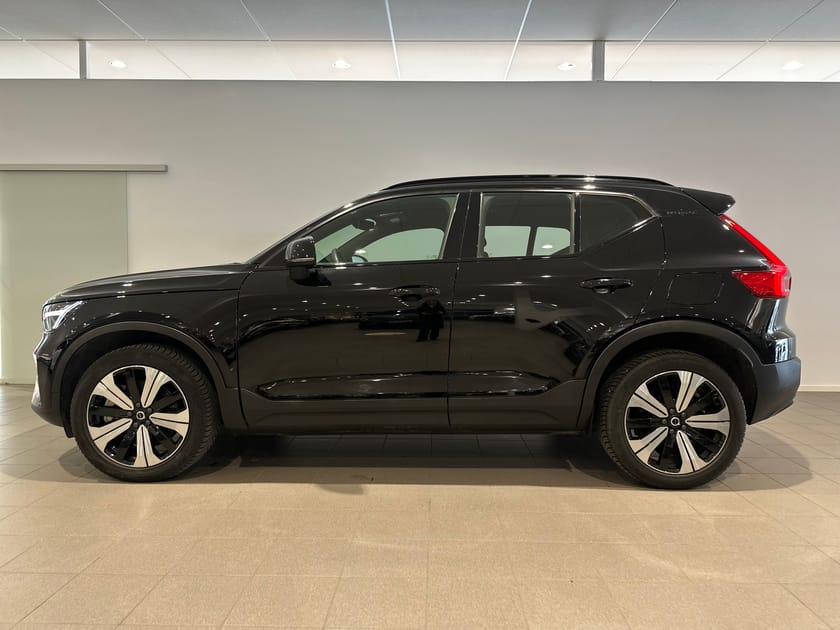 Bild 3 av Volvo XC40 Recharge Single Motor Core, Backkamera, Rattvärme, Baklucka elmanövrerad.