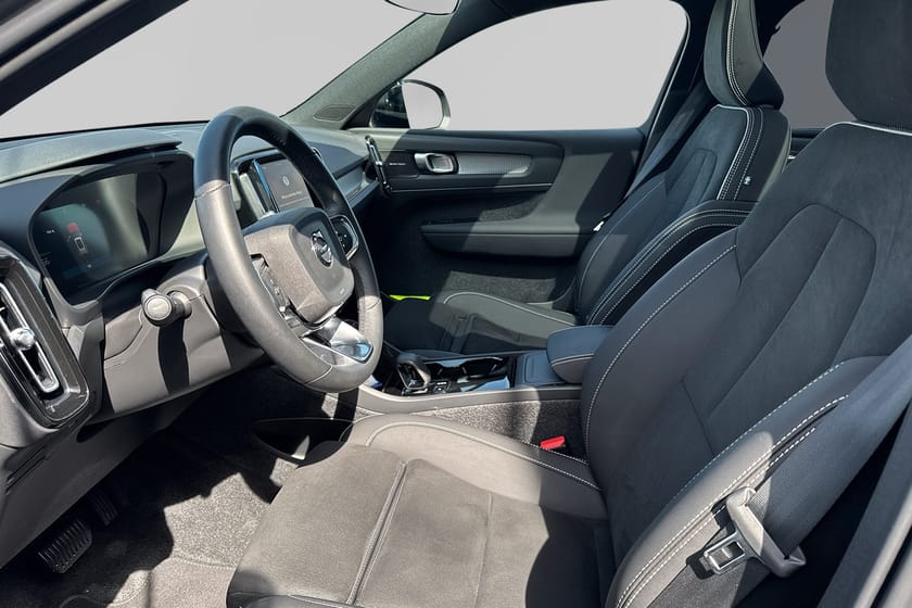 Bild 4 av Volvo EX40 Twin Motor Performance Ultra SE