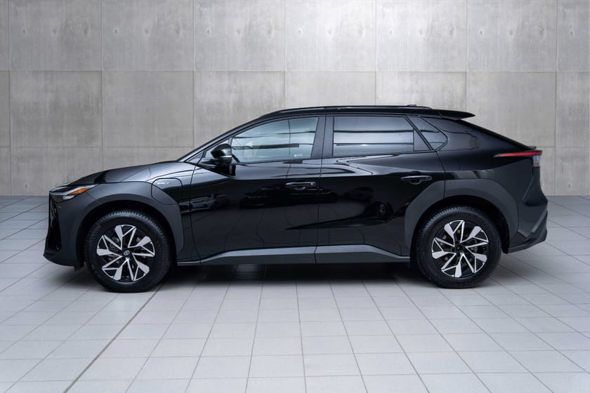 Bilde 3 av Toyota bZ4X AWD Active Tech