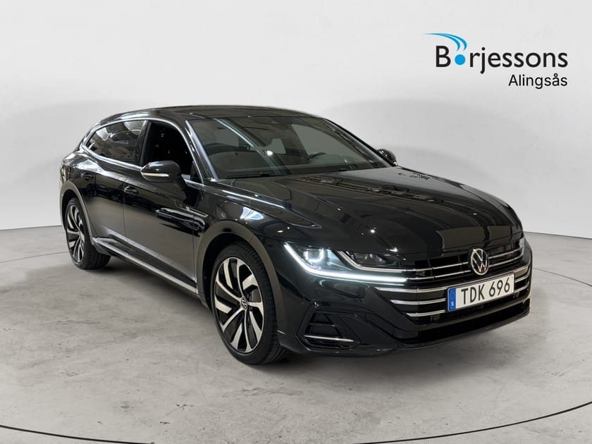 Bild 1 av Volkswagen Arteon eHybrid Shooting Brake SB R-Line 218hk Värmare/Drag/Matrix
