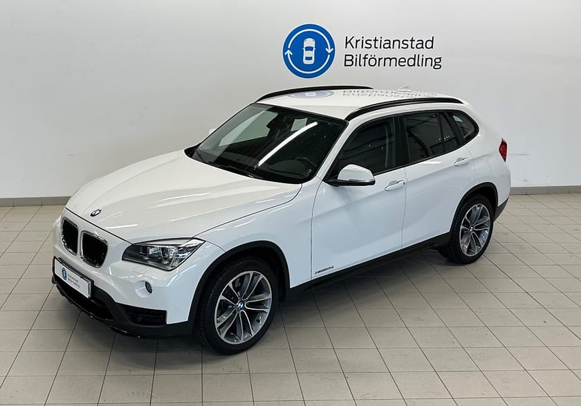 Bild 3 av BMW X1 xDrive20d Aut Sport-Line  Dragkrok, Navigation