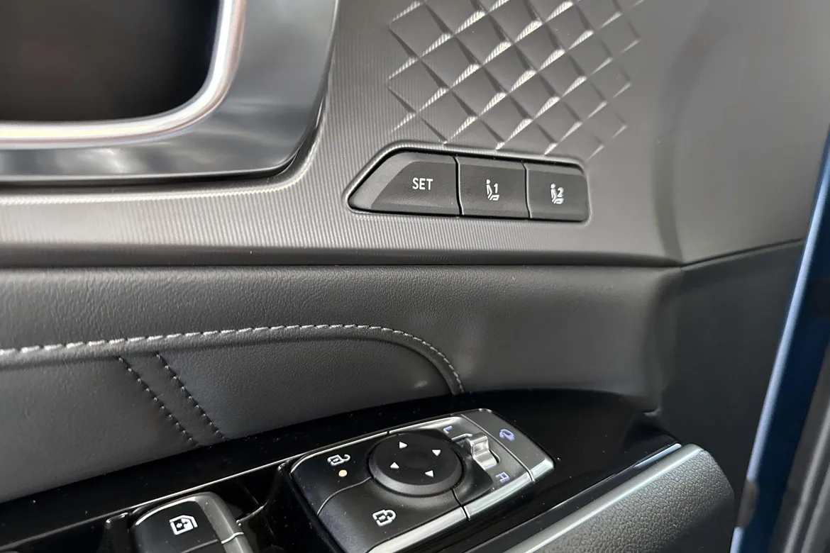 picture of a car