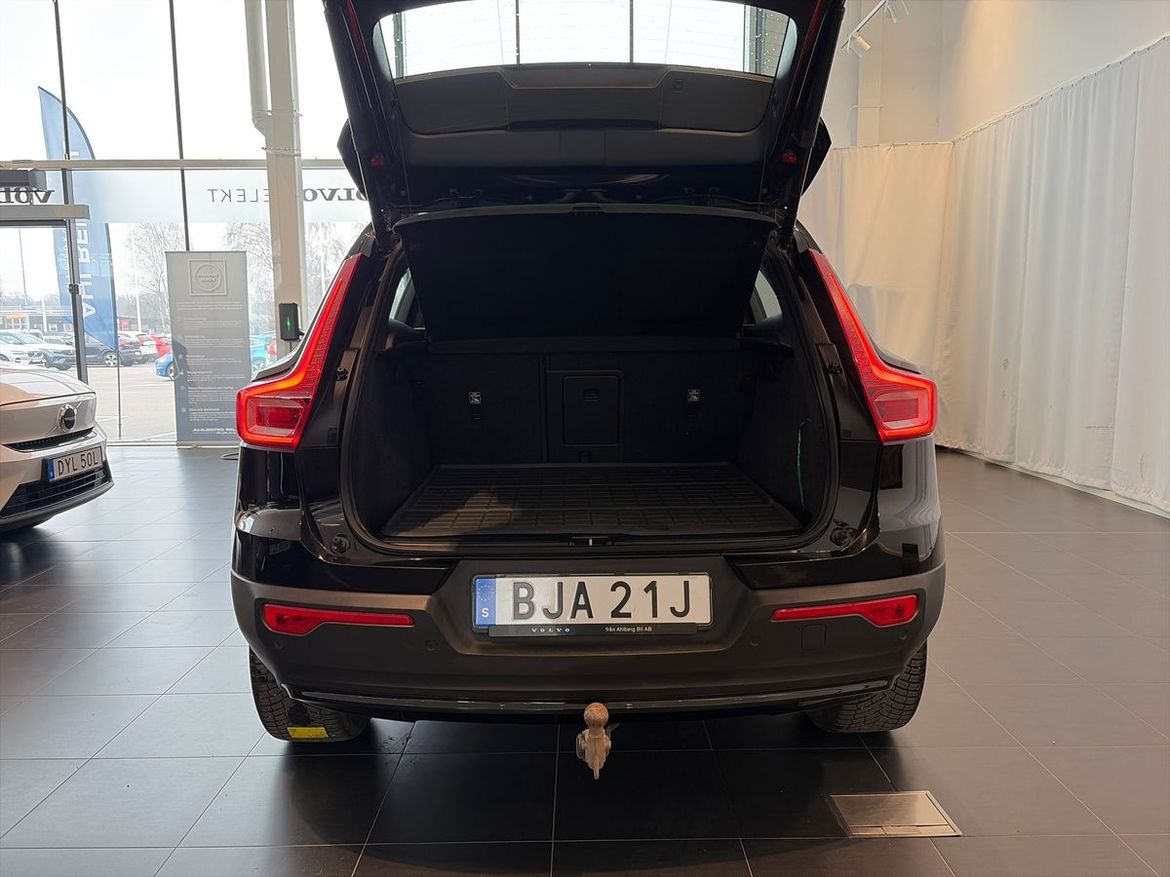 Volvo XC40 2023 - miniatyr 7