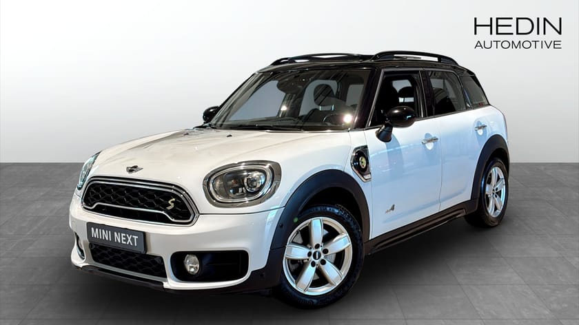 Bild 1 av MINI Countryman Cooper SE ALL4 Panorama / Navi / Harman Kardon / Apple CarPlay