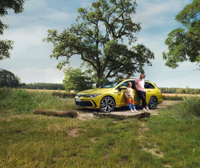 Golf Sportscombi. Mer rum för familjen. bakgrundsbild