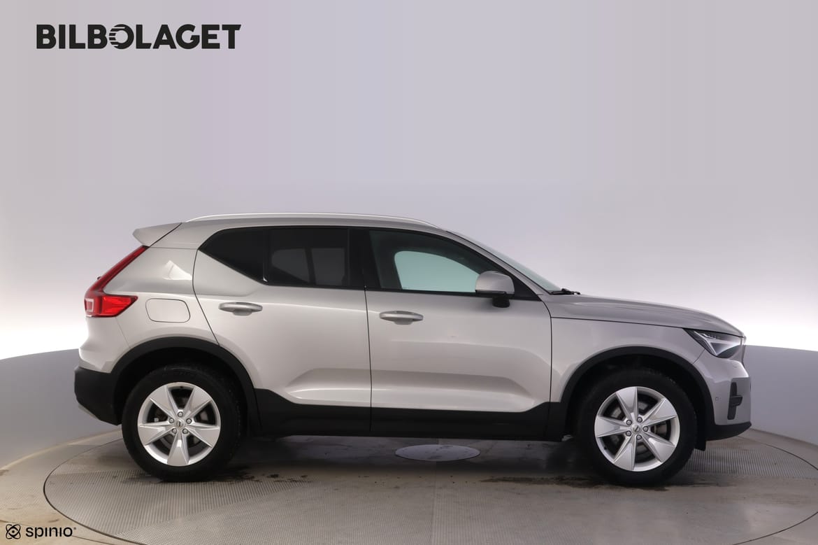 Volvo XC40 2024 - miniatyr 2
