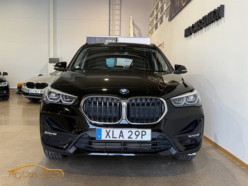 Bild 2 av BMW X1 sDrive20i Sport line/Head-Up/ Navigation/
