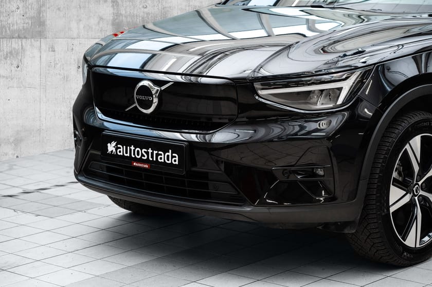 Bilde 2 av Volvo XC40 Recharge Single Motor Plus, 231 Hk, H.Feste, Metallic, Navi, Kamera, mm