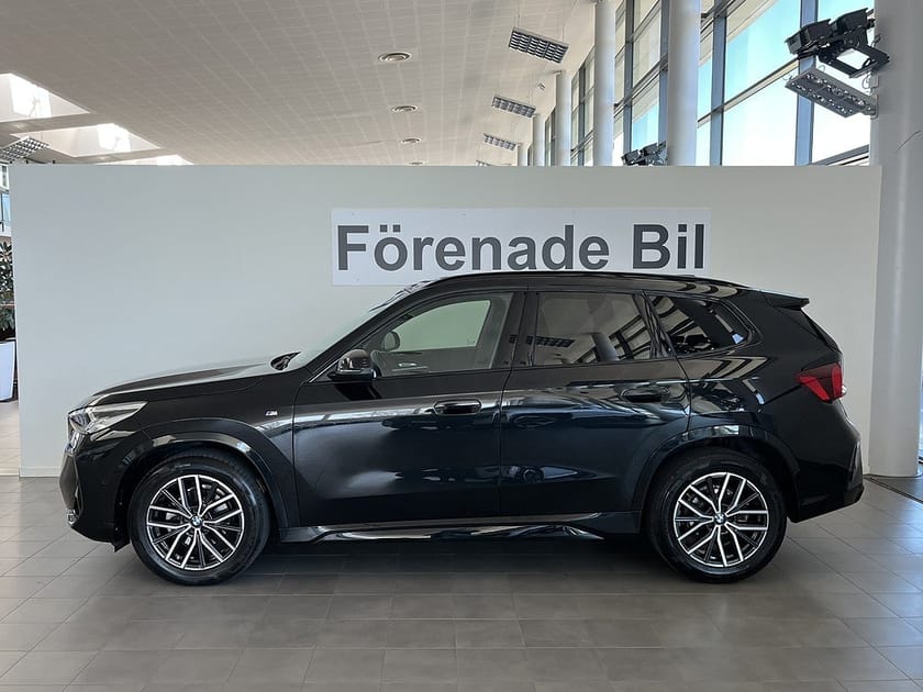 Bild 3 av BMW X1 sDrive18i 4,95 ränta M Sport Pro Drag Rattvärme