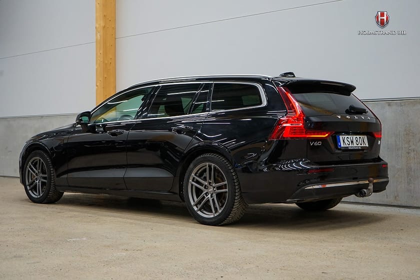 Bild 4 av Volvo V60 Recharge T6 AWD Core Drag Värmare Kamera Carplay MOMS
