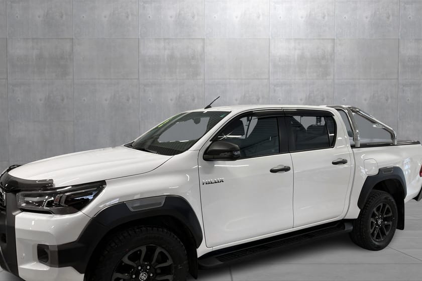 Bilde 4 av Toyota Hilux Dobbelcab 2.8 D 204hk SR+ Innv. X Aut 4WD,R.kamp 6.25% med 35%EK