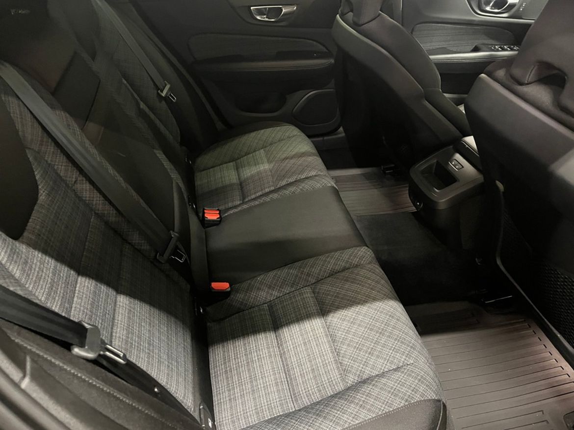 Volvo V60 2022 - miniatyr 8