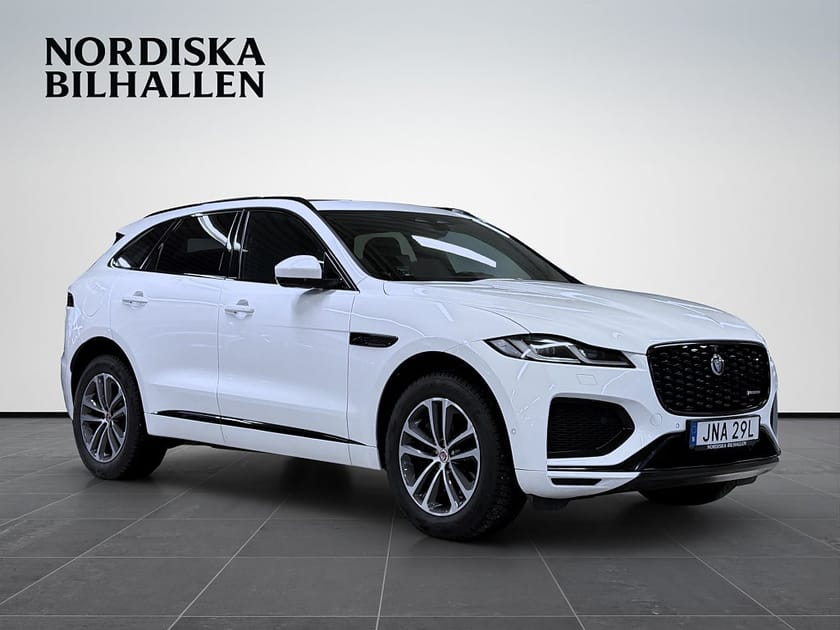 Bild 1 av Jaguar F-Pace P250 R-Dynamic Nyservad Pano Värmare Dragkrok
