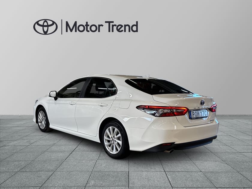 Bild 3 av Toyota Camry Hybrid CVT, 218hk, Executive, Moms, 3.900mil