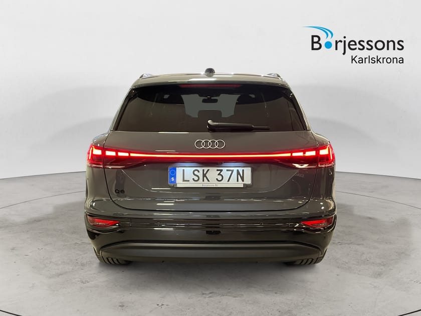 Bild 4 av Audi Q6 e-tron quattro quattro, 388hk, 2025