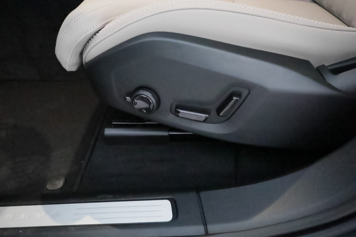 Volvo XC60 2026 - miniatyr 17