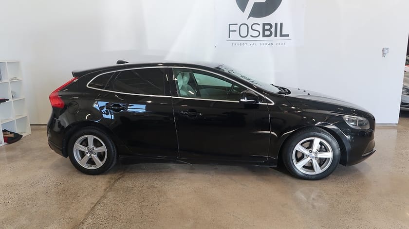 Bild 3 av Volvo V40 *Kampanj 2000kr CirkelK* T4 Kamera-SoV Kamremsbytt