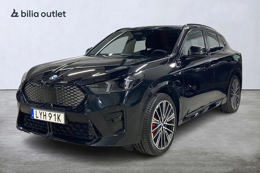 Bild 1 av BMW iX2 xDrive30 M Sport 360hk Navi Backkamera H/K Rattvärme
