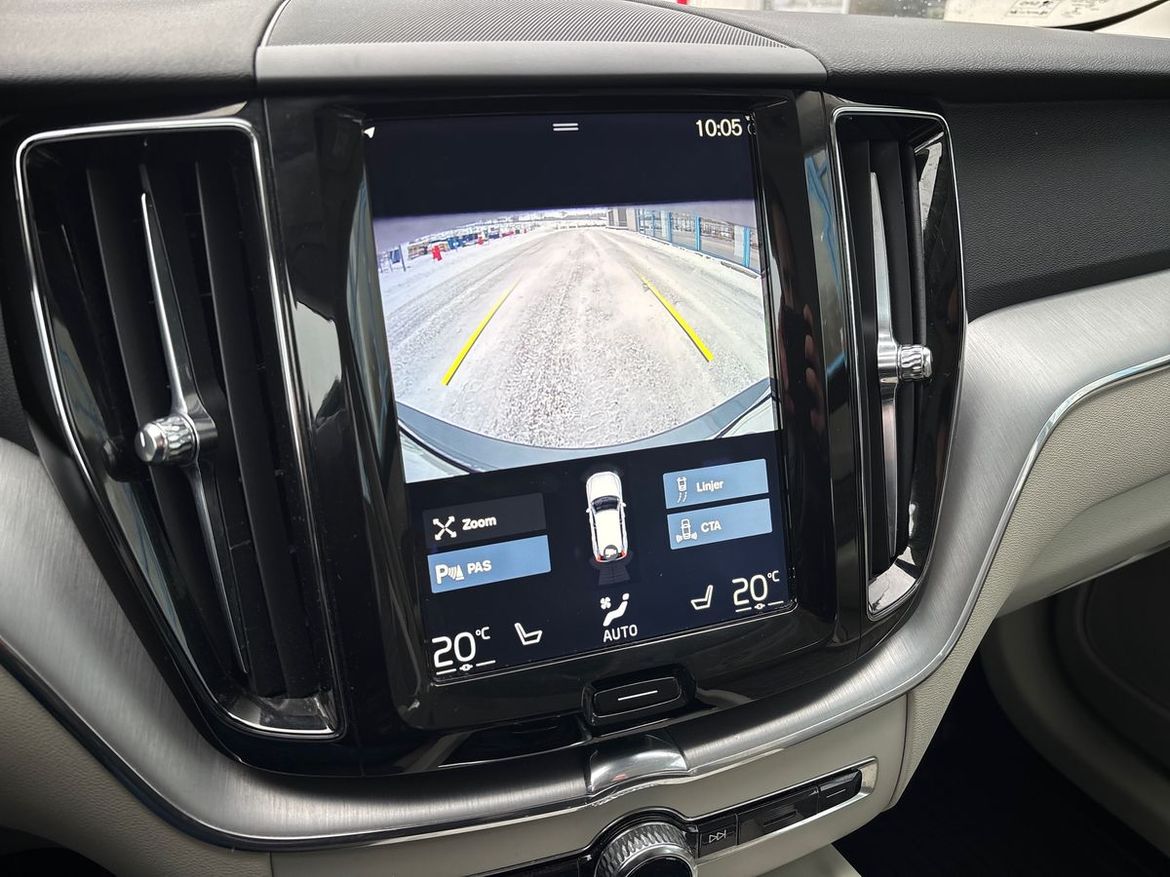 Volvo XC60 2018 - miniatyr 15