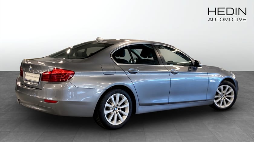 Bild 2 av BMW 520d xDrive Sedan Sport Stolar Läder Dragkrok HiFi-Högtalare