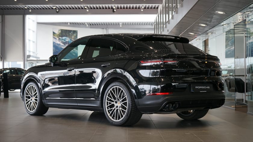 Bild 2 av Porsche Cayenne Coupé E-Hybrid 