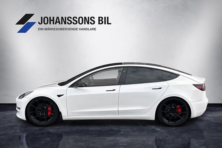 Bild 2 av Tesla Model 3 Performance FSD Autopilot S&V-däck Moms