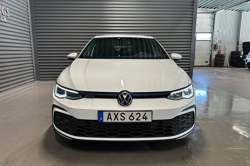 Bild 2 av Volkswagen Golf GTE 1.4 TSI 245hk Navi Cockpit BT PDC