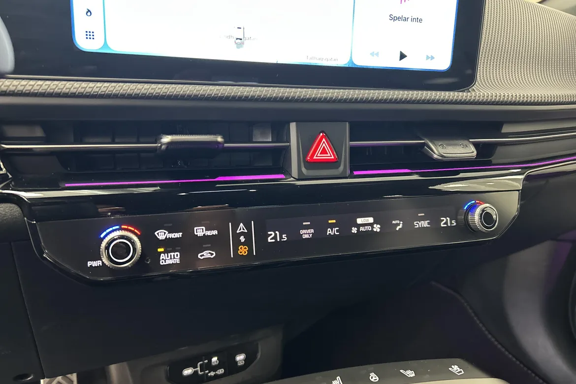 picture of a car