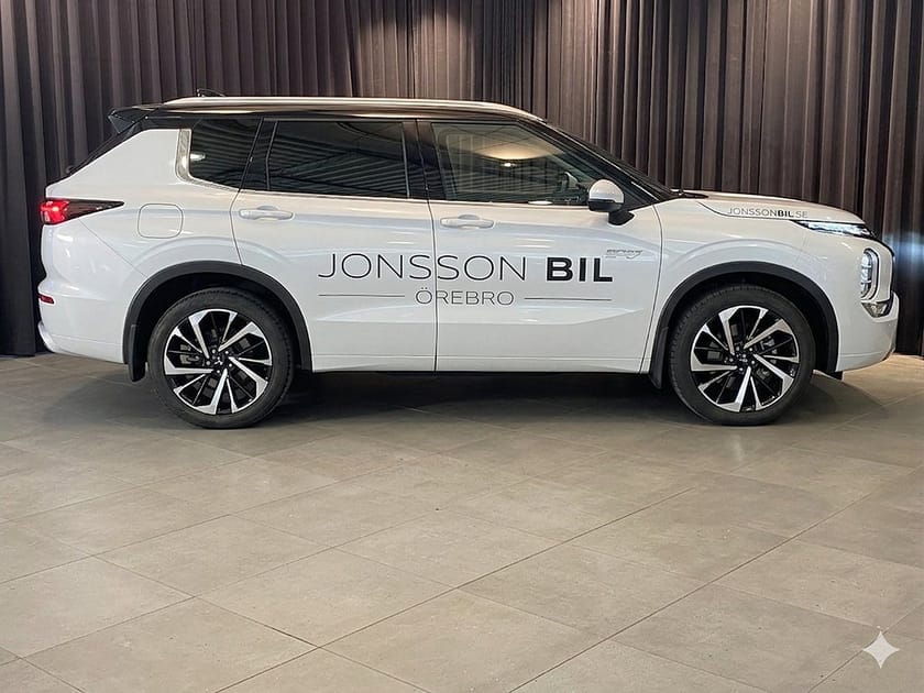 Bild 3 av Mitsubishi Outlander PHEV INSTYLE 2 TONE