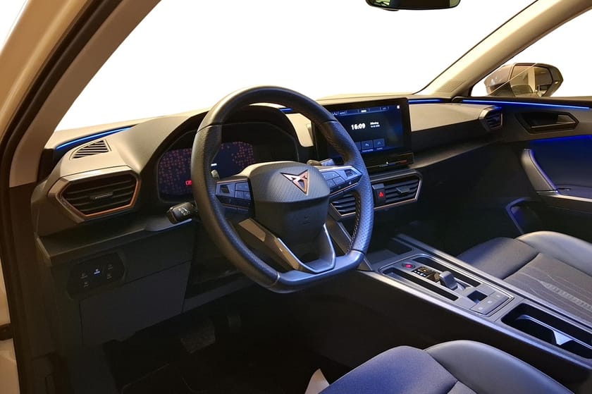 Bild 4 av CUPRA Leon Sportstourer 1.5 eTsi 150 Dsg / Drag / pkt /