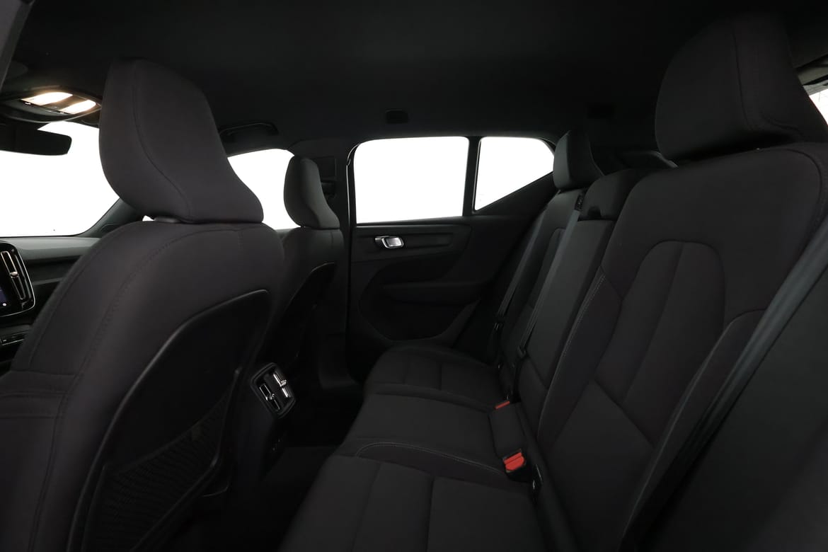 Volvo XC40 2023 - miniatyr 10