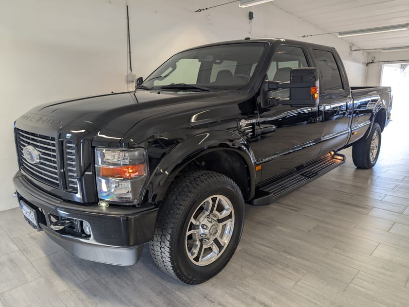 Bild 1 av Ford F-350 Crew Cab Unik bil