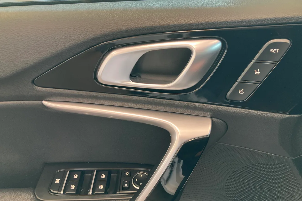 picture of a car