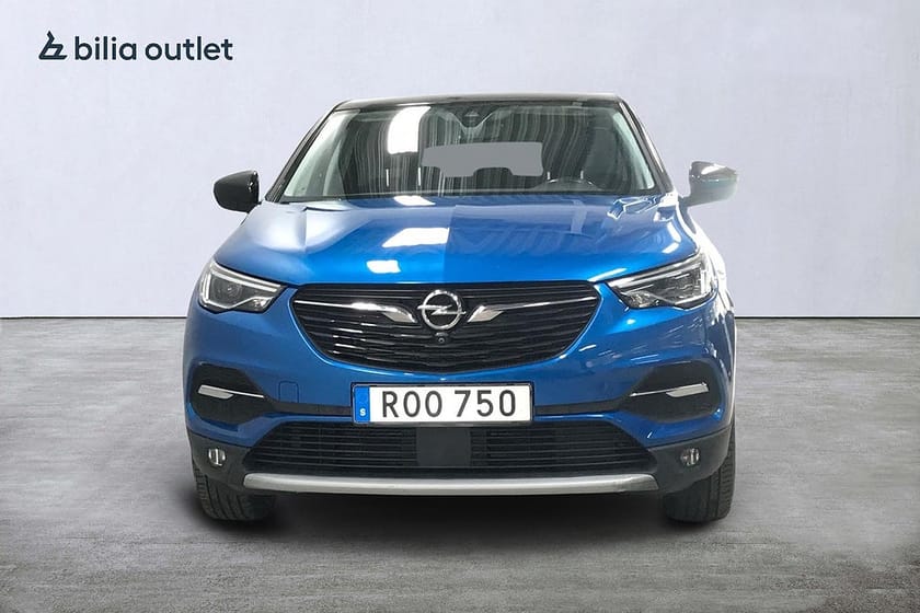 Bild 3 av Opel Grandland Hybrid4 300 Ultimate 300hk Navi Carplay 360°