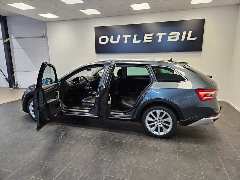 Bild 3 av Škoda Superb Scout Skoda 2.0TDI 190hk 4x4 Businessline Cockpit Värmare