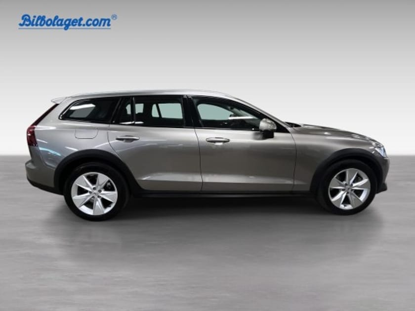 Bild 4 av Volvo V60 Cross Country B4 AWD Diesel Adv SE