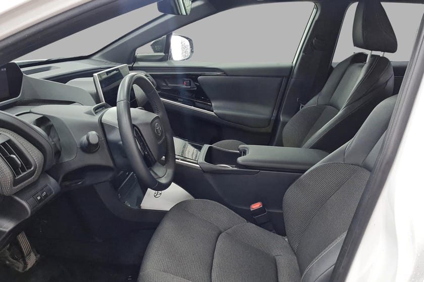 Bilde 4 av Toyota bZ4X AWD Active Tech - LED - Adaptiv cruise - Kamera +++