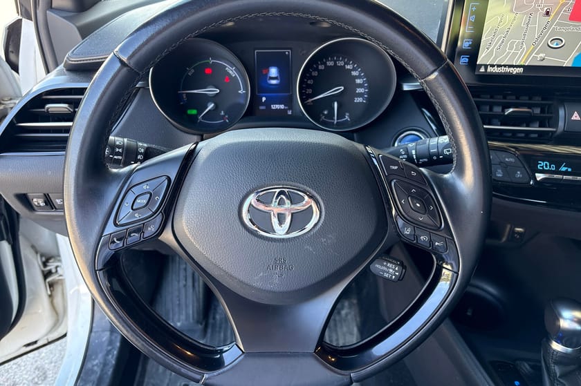 Bilde 4 av Toyota C-HR Hybrid Dynamic Tech I Sporty I drivstoffgjerrig