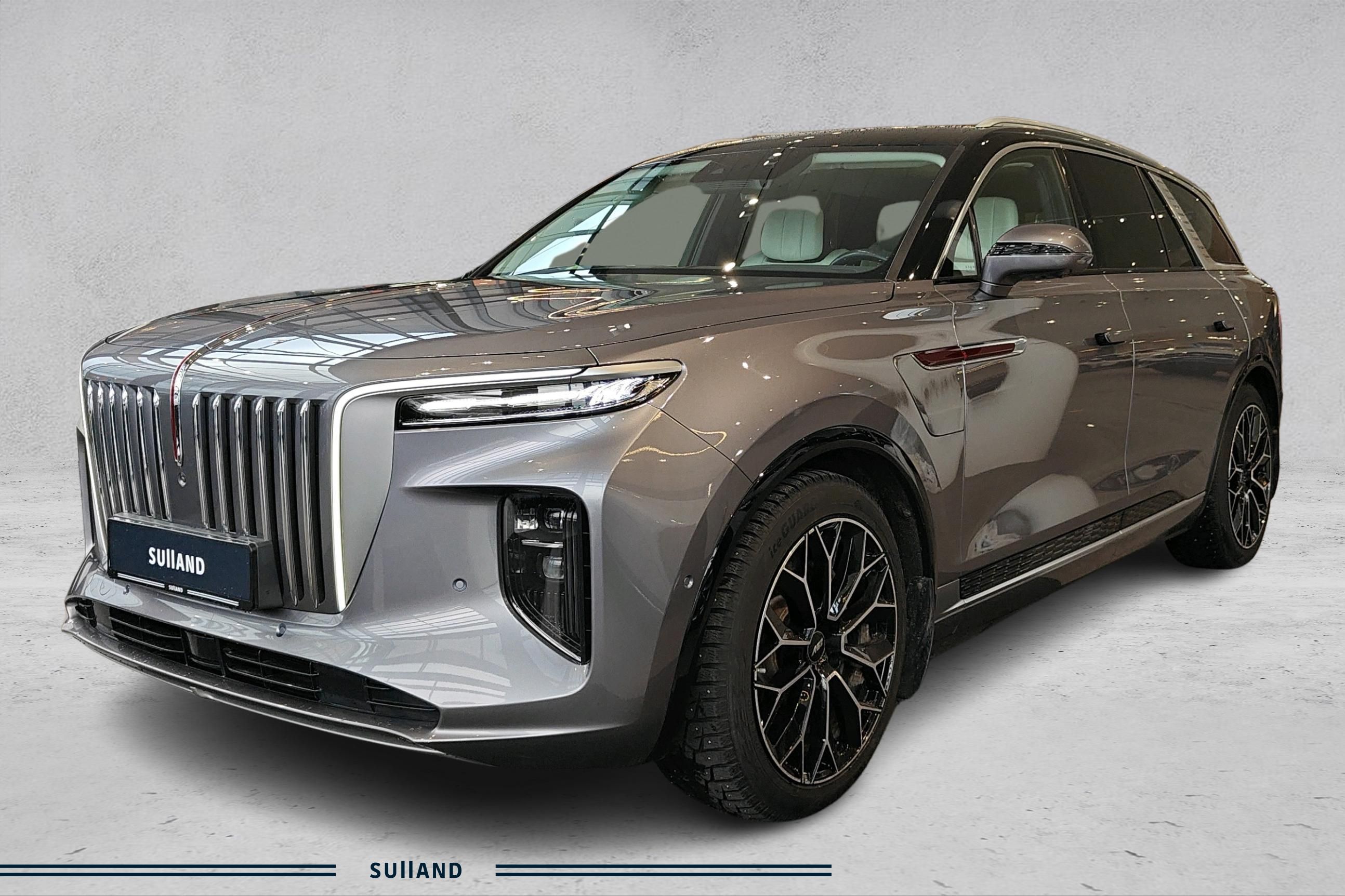 Thumnail bilde 0 av Hongqi E-HS9 Exclusive