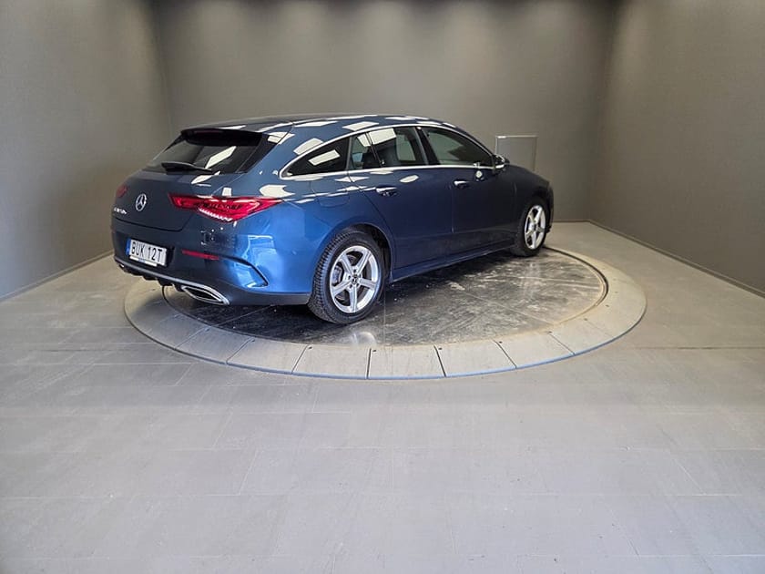 Bild 5 av Mercedes-Benz CLA 250 e Shooting Brake AMG Line Drag Panorama