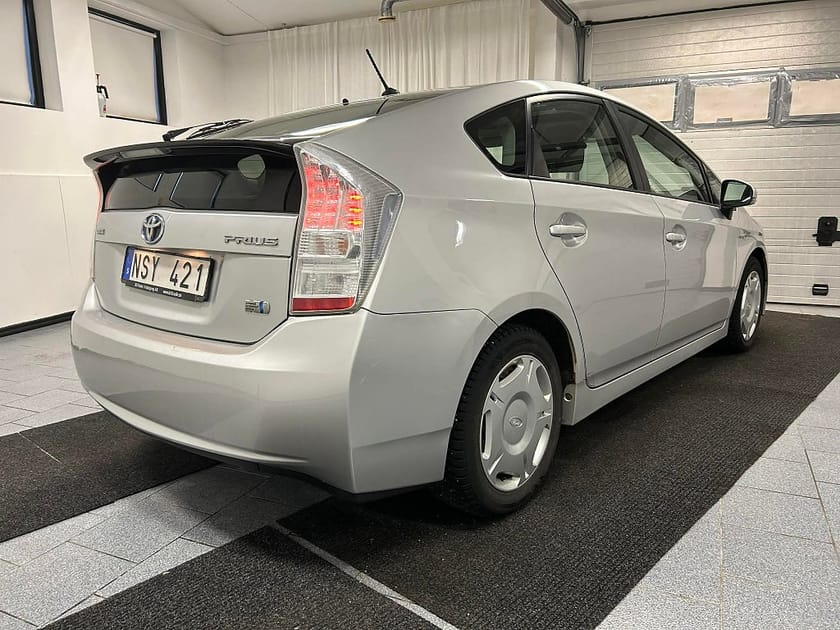 Bild 2 av Toyota Prius Hybrid CVT Euro 5 Nybes S/V Navi Taklucka