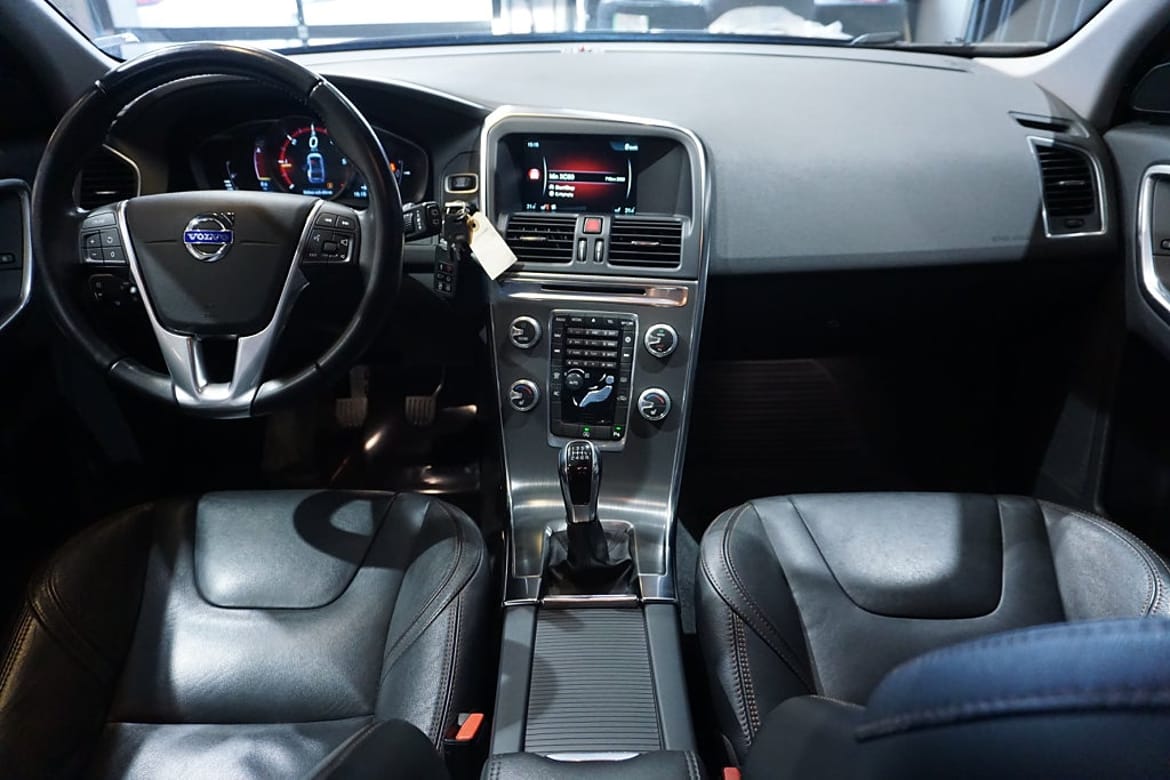 Volvo XC60 2016 - miniatyr 11