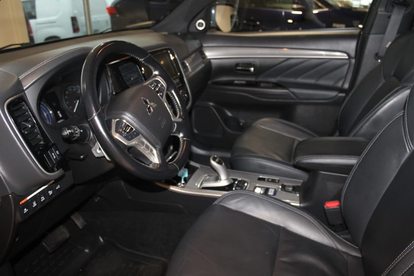 Bilde 4 av Mitsubishi Outlander PHEV Intense+ 2,4 224hk