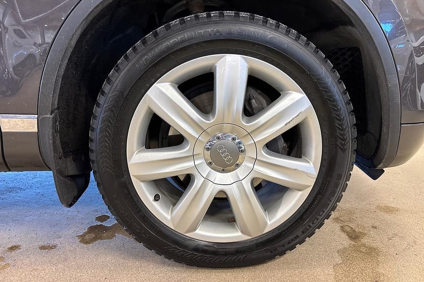 Bild 4 av Volkswagen Touareg 3.0 TDI 4M / Luftfj / Drag / Värmare